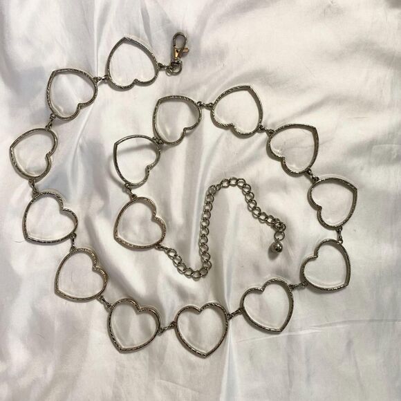 Early 2000\'s Y2K Silver Heart Chainlink Waist Belts OS 39 - 49 \